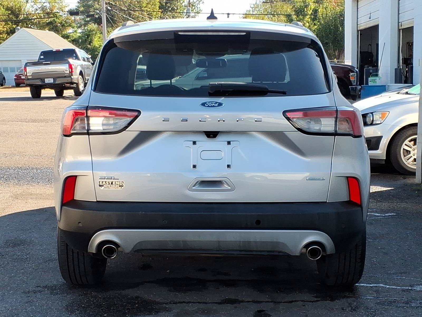 Used 2020 Ford Escape SEL FWD image 4