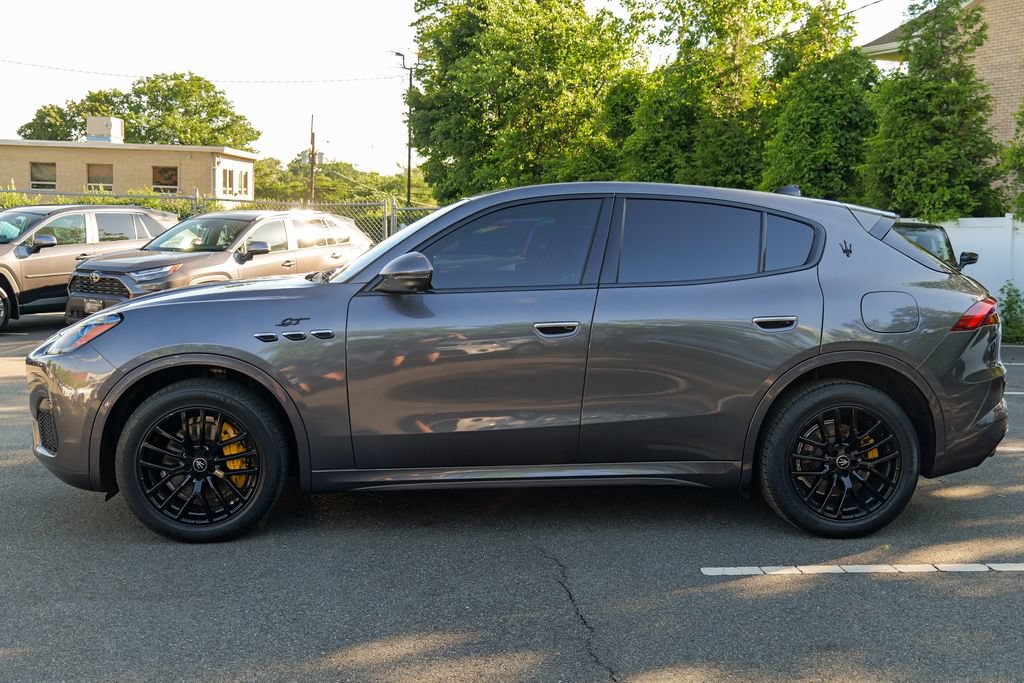 Used 2023 Maserati Grecale Modena AWD/4WD image 4