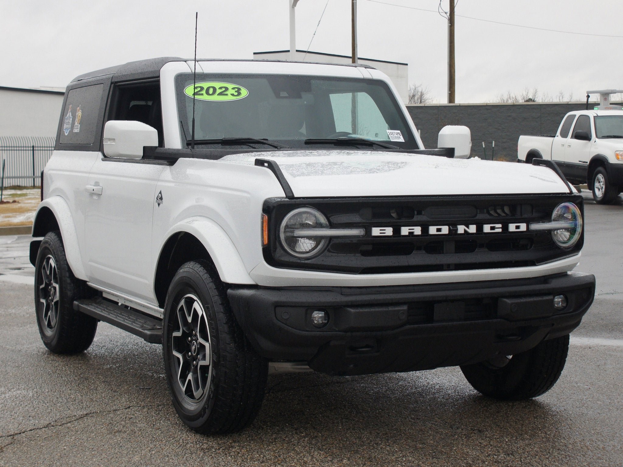Used 2023 Ford Bronco Outer Banks image 24