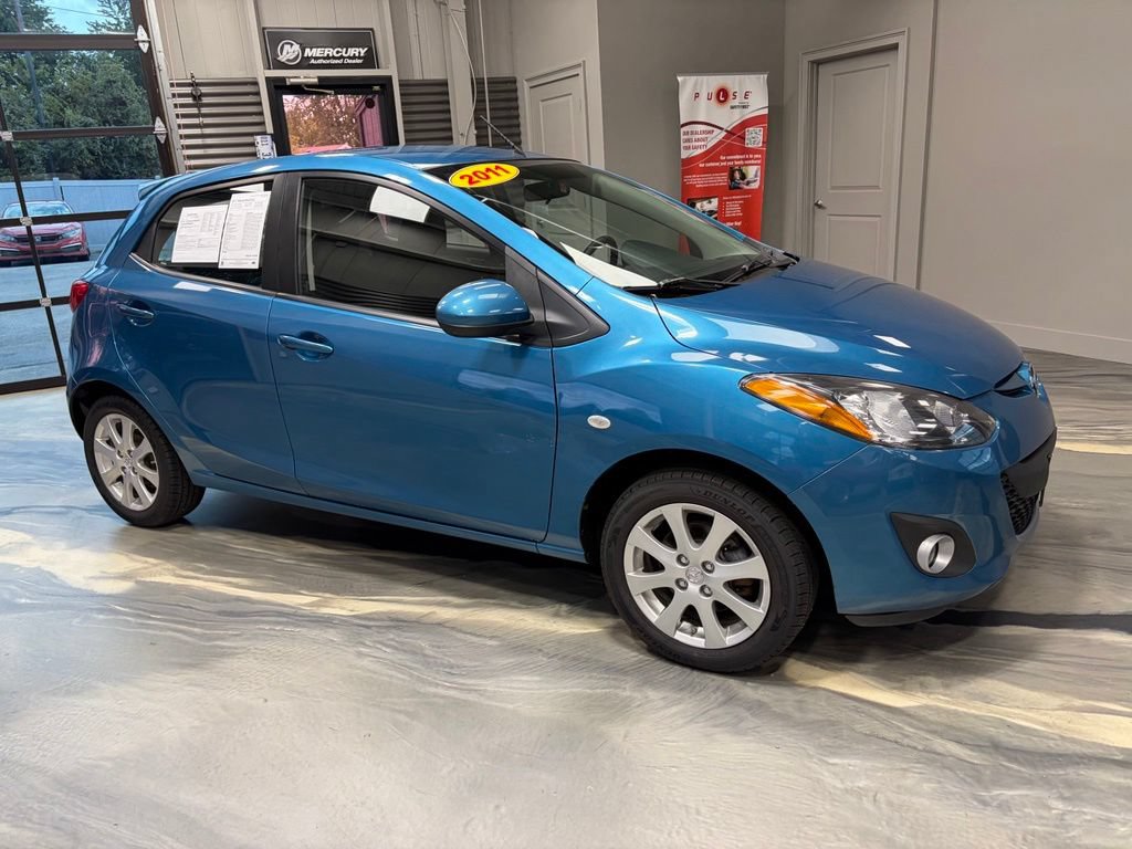 Used 2011 MAZDA MAZDA2 Touring FWD image 23