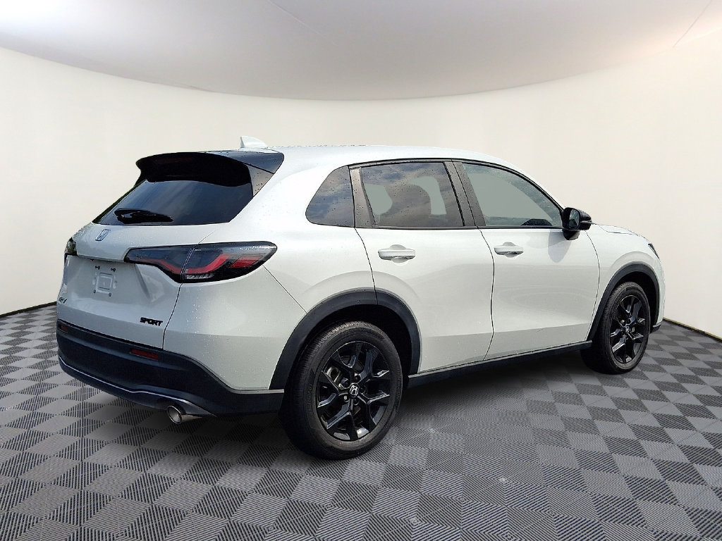 Used 2024 Honda HR-V Sport image 9