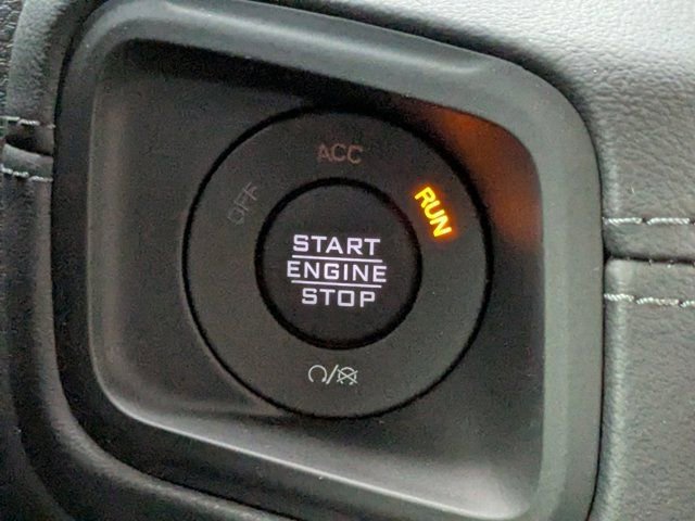 New 2026 Jeep Gladiator Rubicon w/ Safety Group AWD/4WD image 29