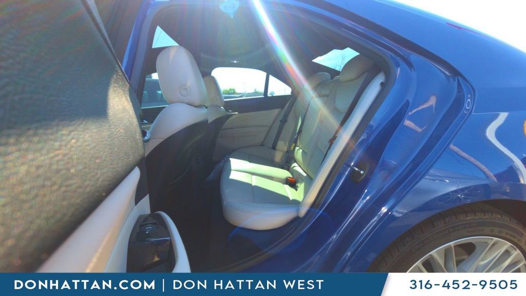 Used 2023 Cadillac CT4 Premium Luxury RWD image 9