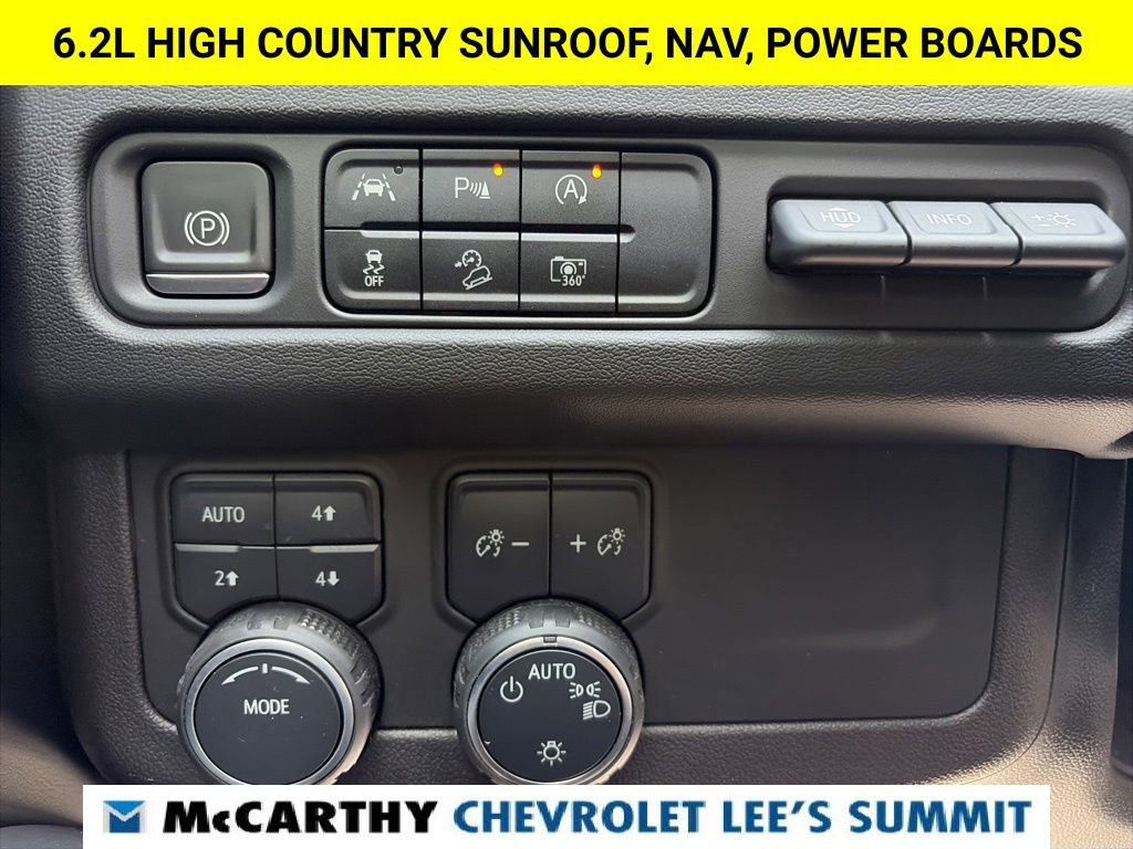 Used 2023 Chevrolet Suburban High Country w/ Premium Package 2 AWD/4WD image 12