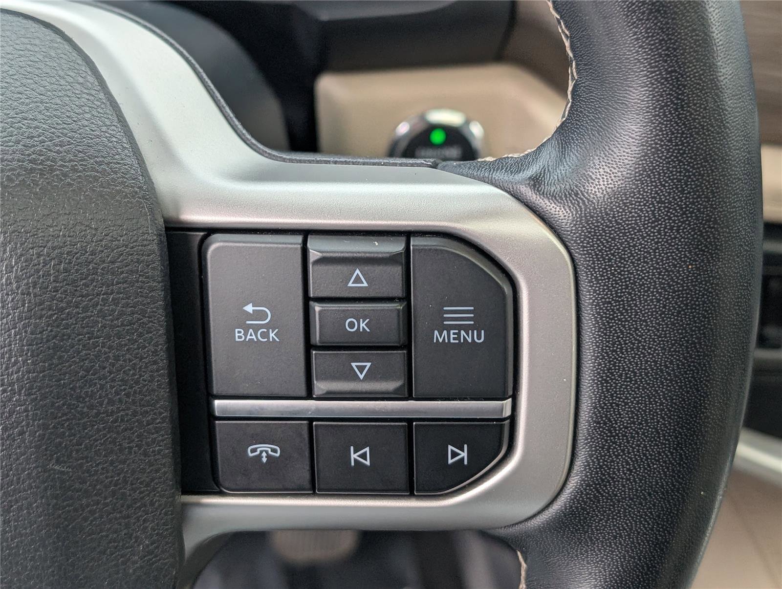 Used 2024 Ford Expedition Limited image 29