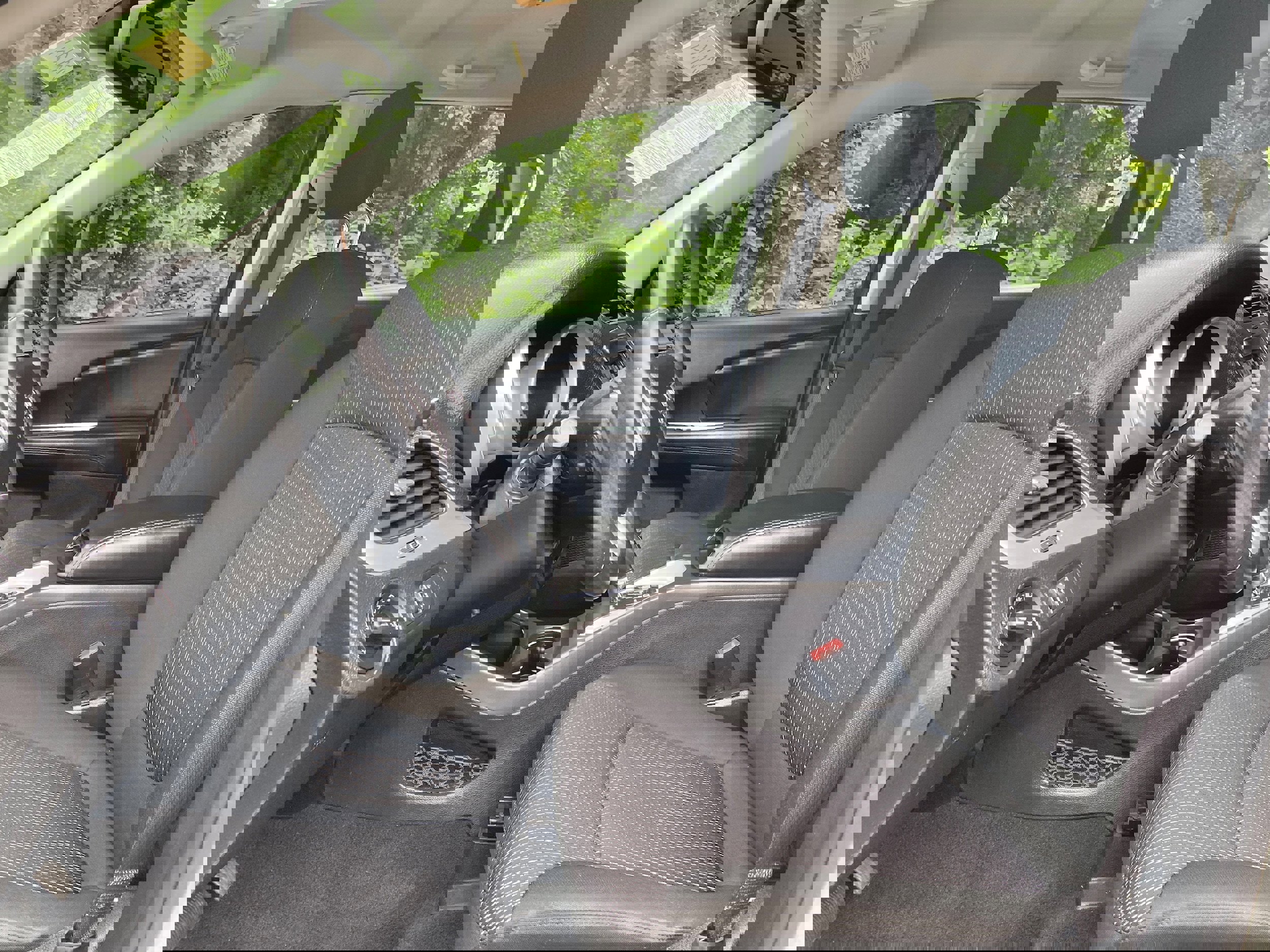 Used 2019 Dodge Journey SE w/ Premium Group image 7