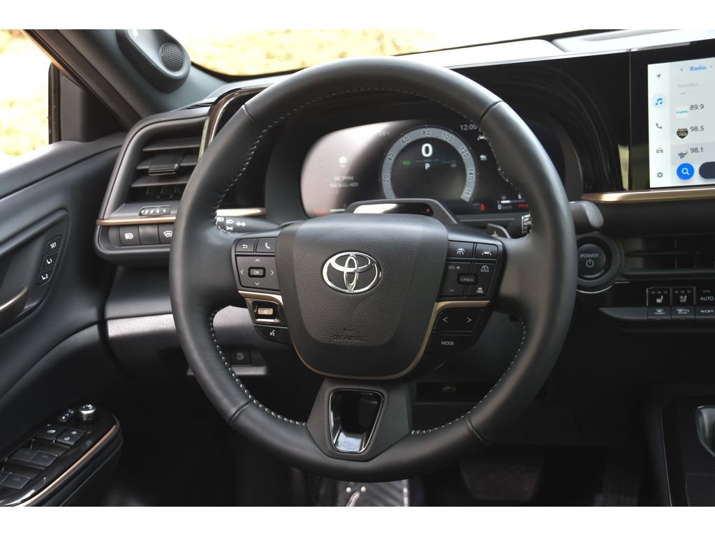 Used 2024 Toyota Crown Platinum image 17