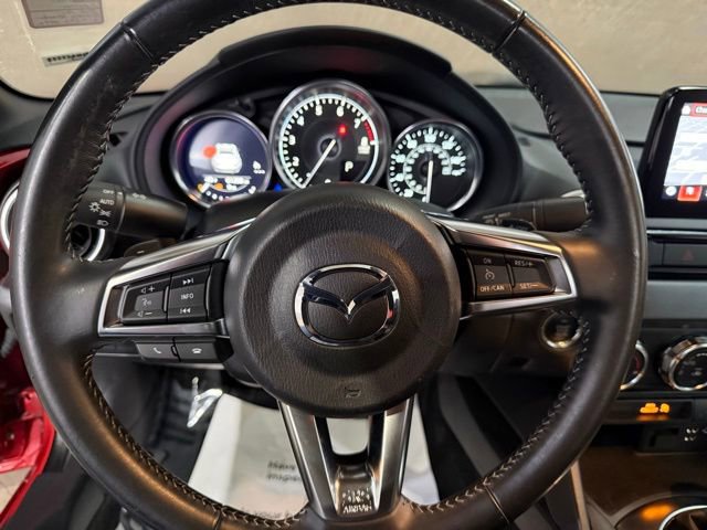 Used 2021 MAZDA MX-5 Miata RF Grand Touring image 17