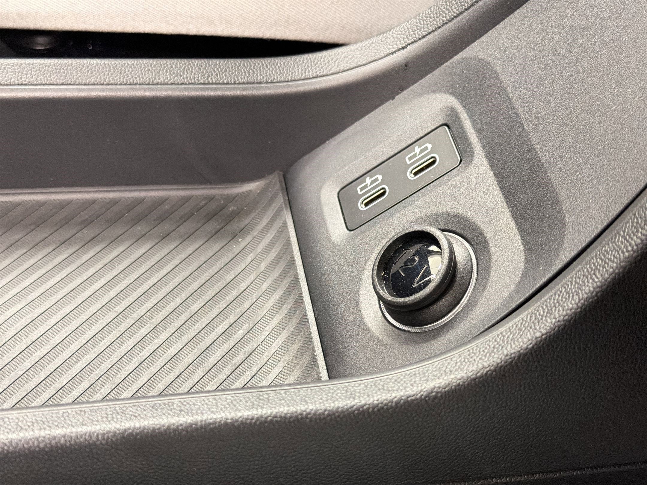 Certified 2025 MINI Cooper S FWD image 25