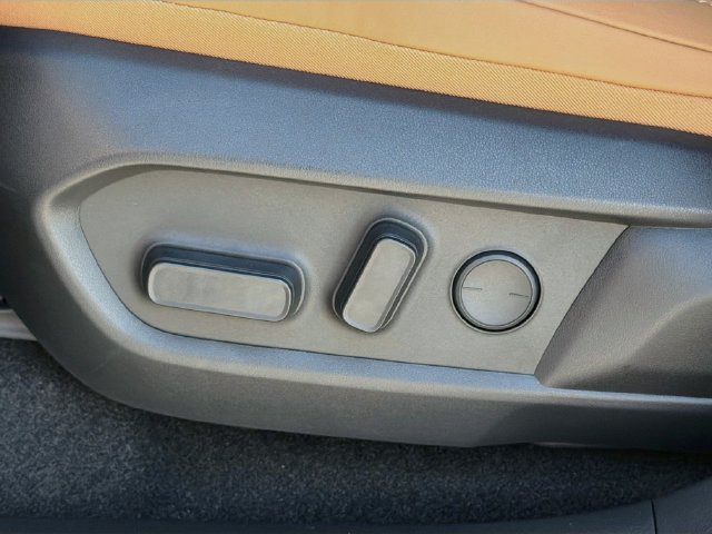 New 2026 Lexus ES 350e w/ Convenience Package FWD image 26