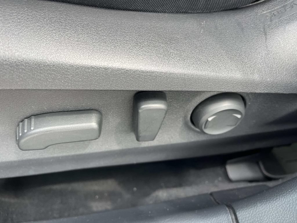 Used 2022 Subaru Outback Premium AWD/4WD image 29