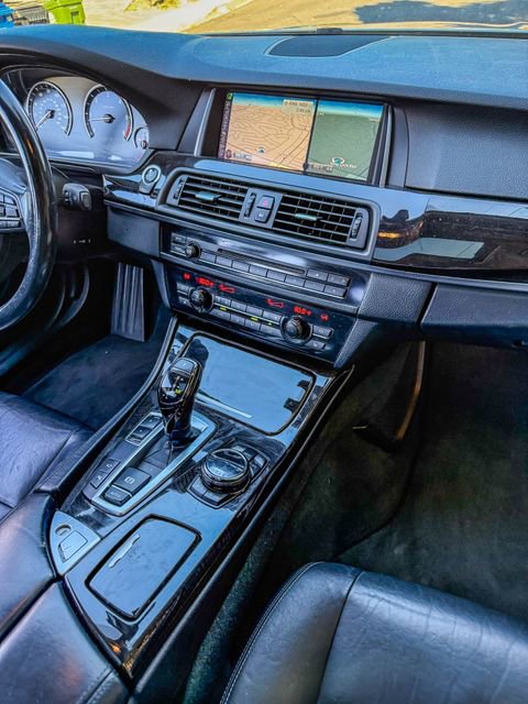 Used 2016 BMW 535d Sedan image 31