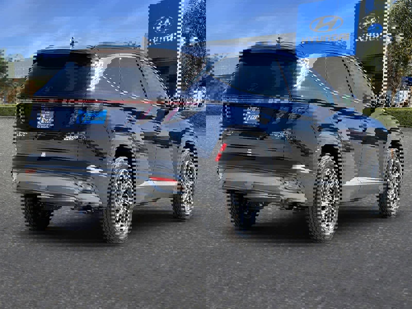 Certified 2025 Hyundai Tucson Limited image 3