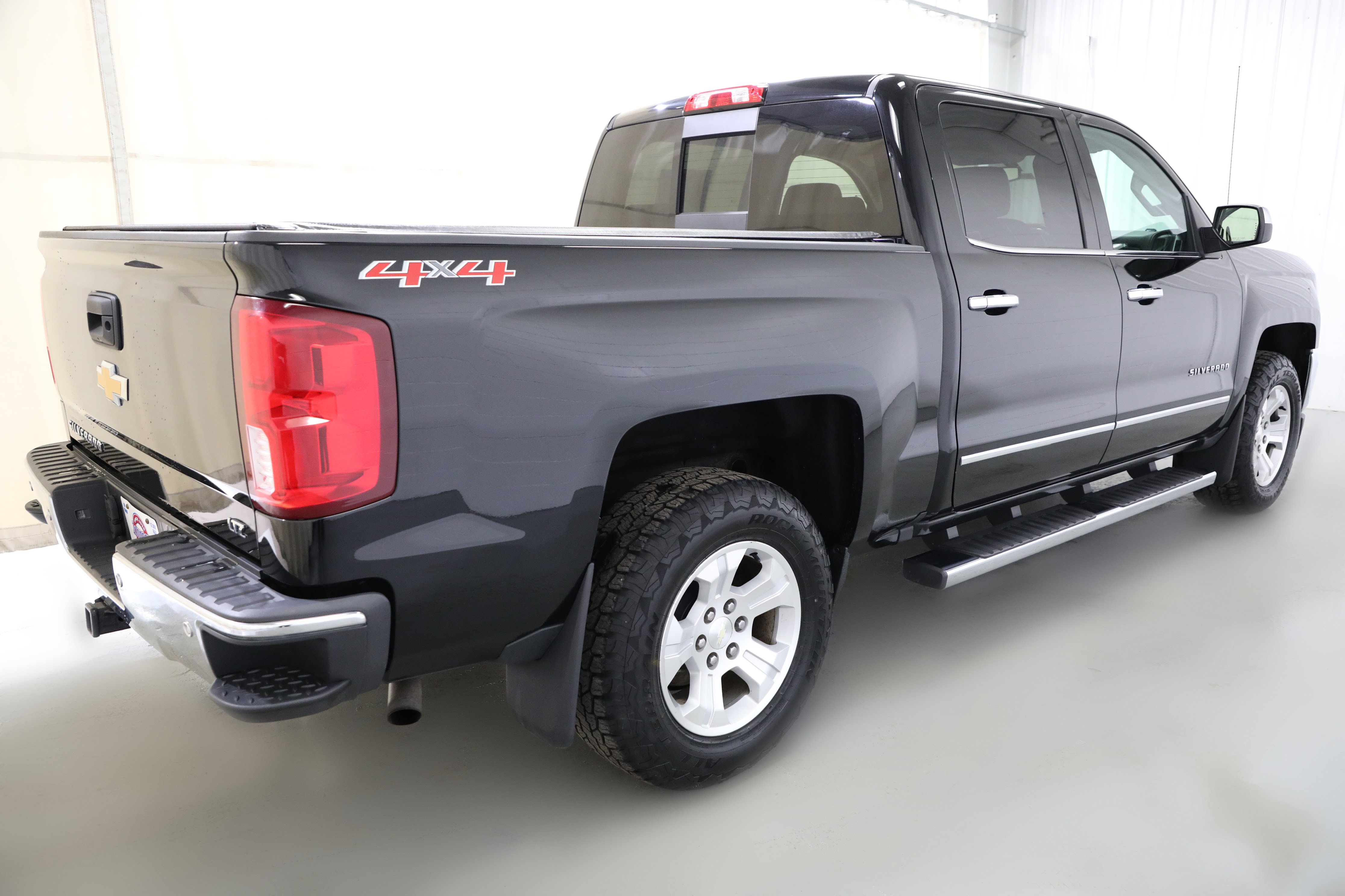 Used 2017 Chevrolet Silverado 1500 LTZ w/ Sport Package image 20