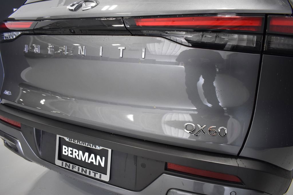 Used 2023 INFINITI QX60 Sensory AWD/4WD image 12