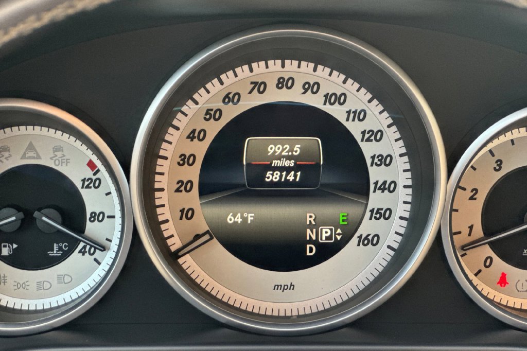 Used 2016 Mercedes-Benz E 350 4MATIC Wagon image 34
