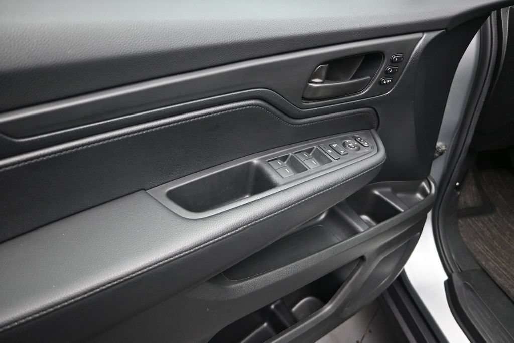 Used 2025 Honda Odyssey EX-L image 11