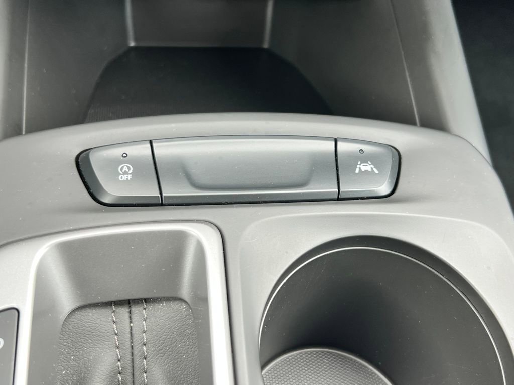 Certified 2024 Chevrolet Trax LS image 28