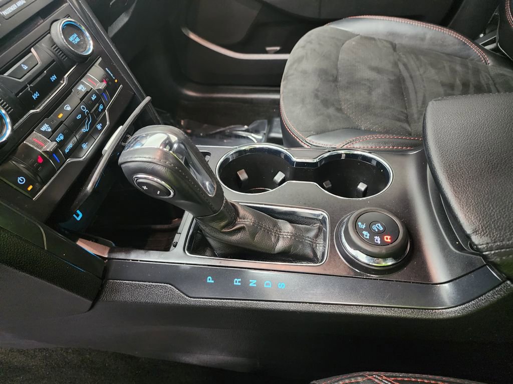 Used 2018 Ford Explorer XLT w/ Equipment Group 202A image 22