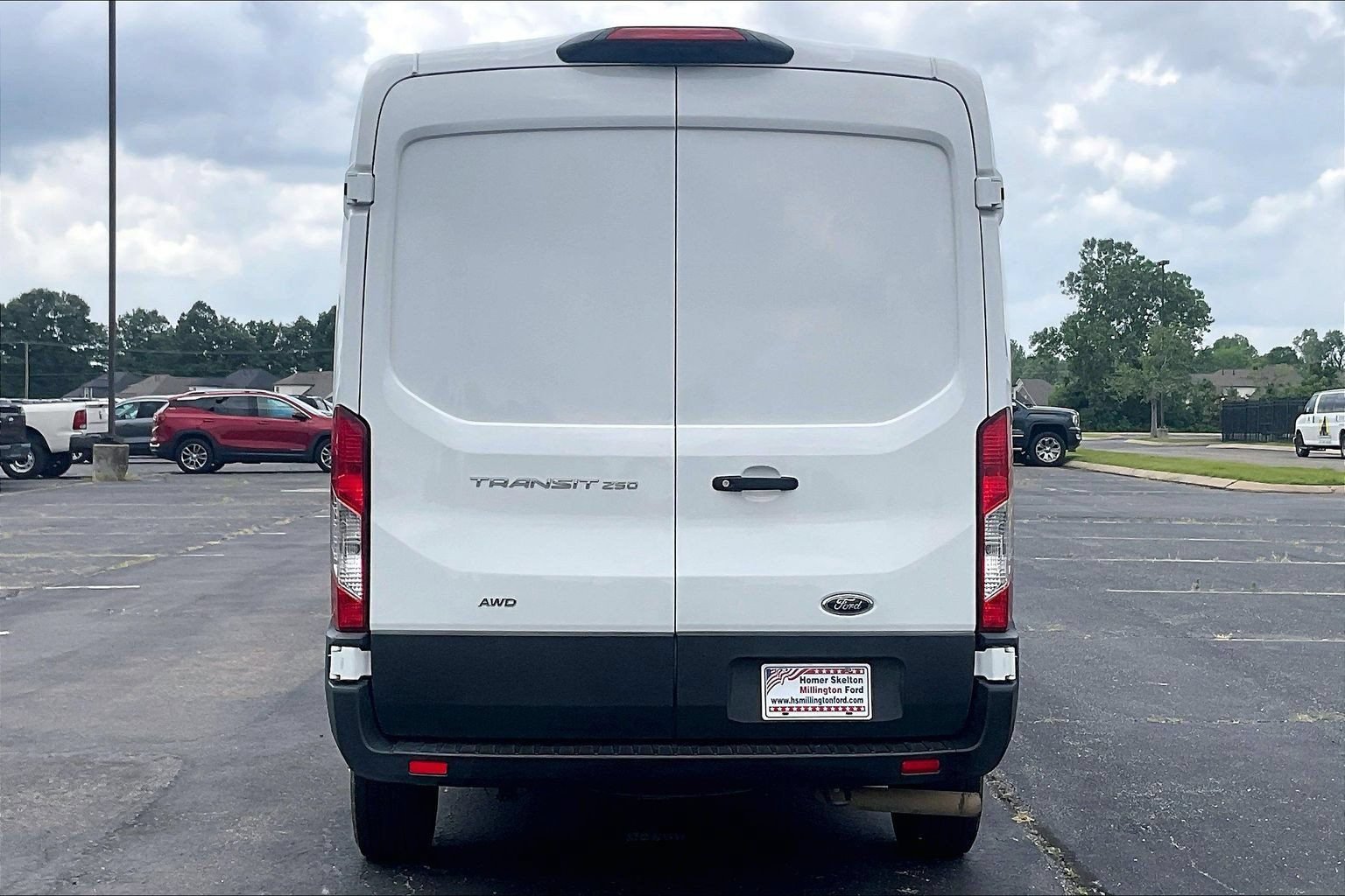 Used 2023 Ford Transit 250 Medium Roof AWD w/ Load Area Protection Package image 5