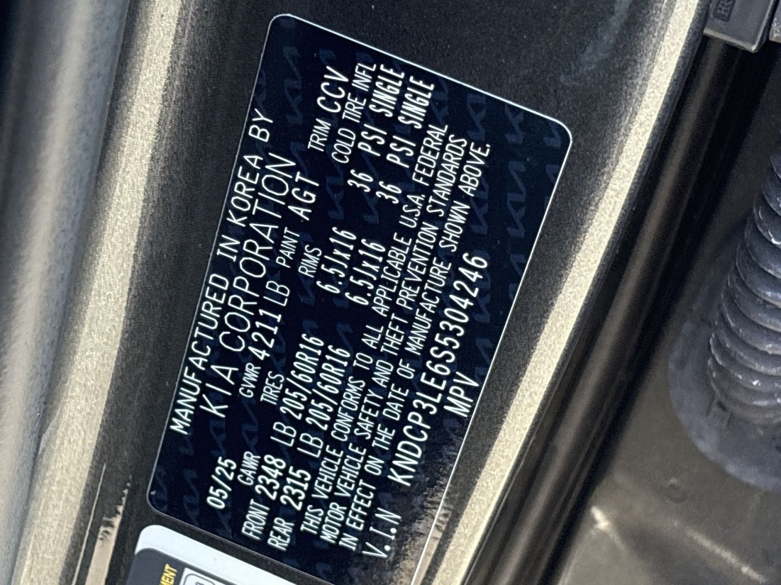 Used 2025 Kia Niro LX FWD image 28