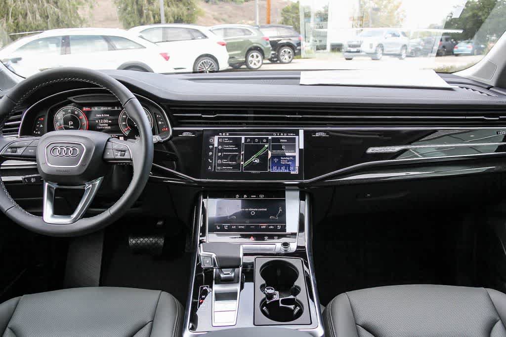Used 2025 Audi Q7 3.0T Premium Plus w/ Premium Plus Package AWD/4WD image 13