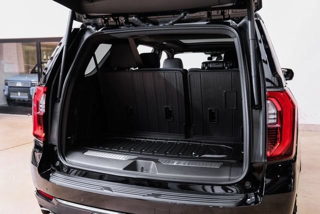 Used 2026 GMC Yukon Denali w/ Sun & Power Step Package AWD/4WD image 30
