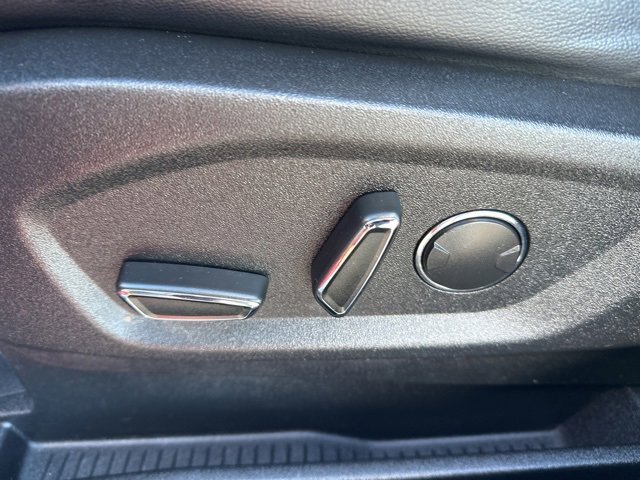 Used 2019 Ford Edge SEL w/ Equipment Group 201A image 11