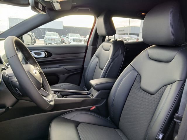 New 2026 Jeep Compass Latitude AWD/4WD image 10