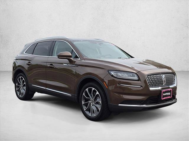 Used 2022 Lincoln Nautilus Reserve w/ Luxury Package AWD/4WD image 3