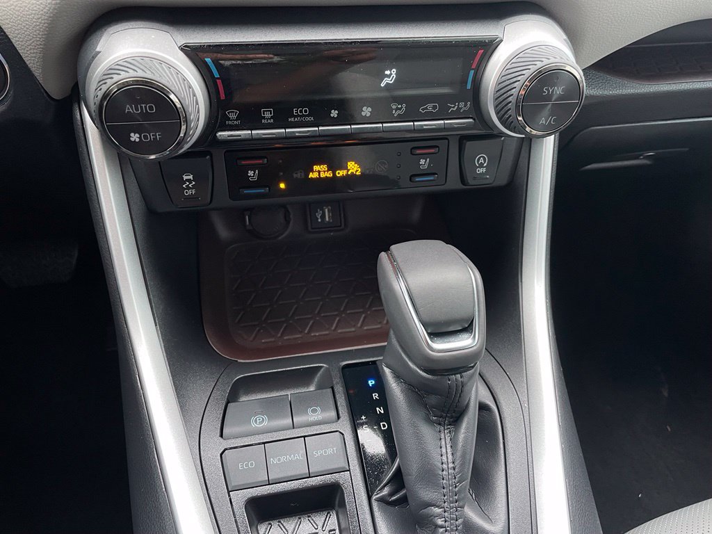 Used 2024 Toyota RAV4 Limited w/ Weather Package FWD image 18