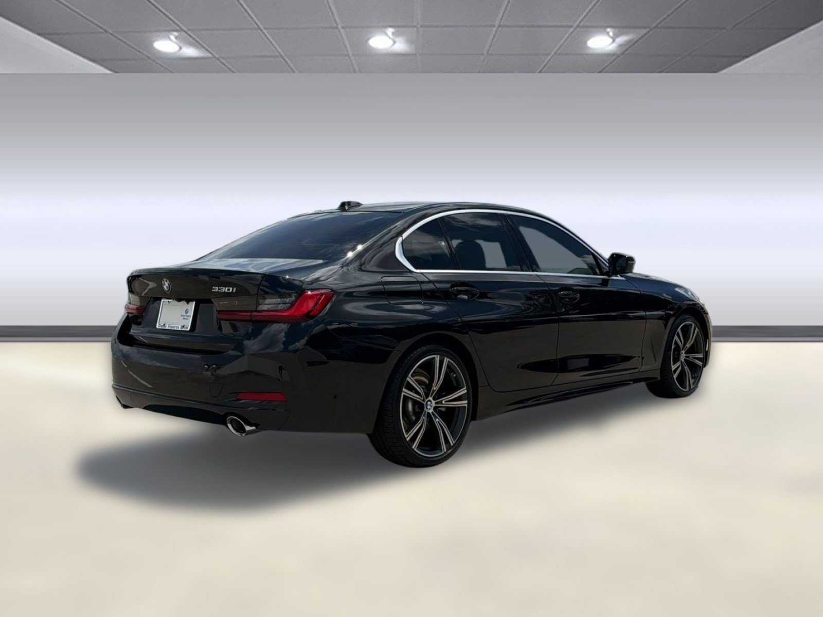 Used 2024 BMW 330i Sedan w/ Premium Package RWD image 8