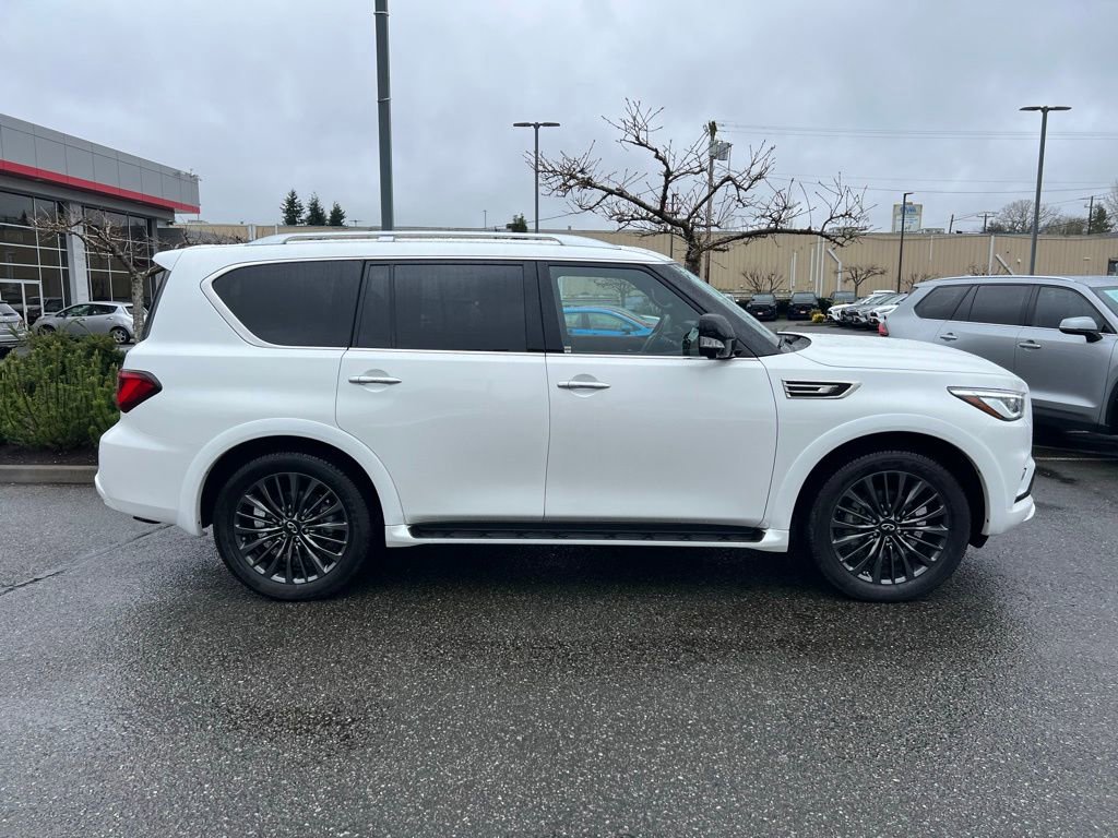 Used 2024 INFINITI QX80 Sensory image 6