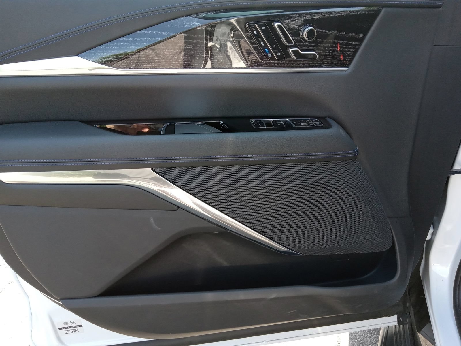 New 2026 Cadillac Escalade IQ Sport 1 AWD/4WD image 9