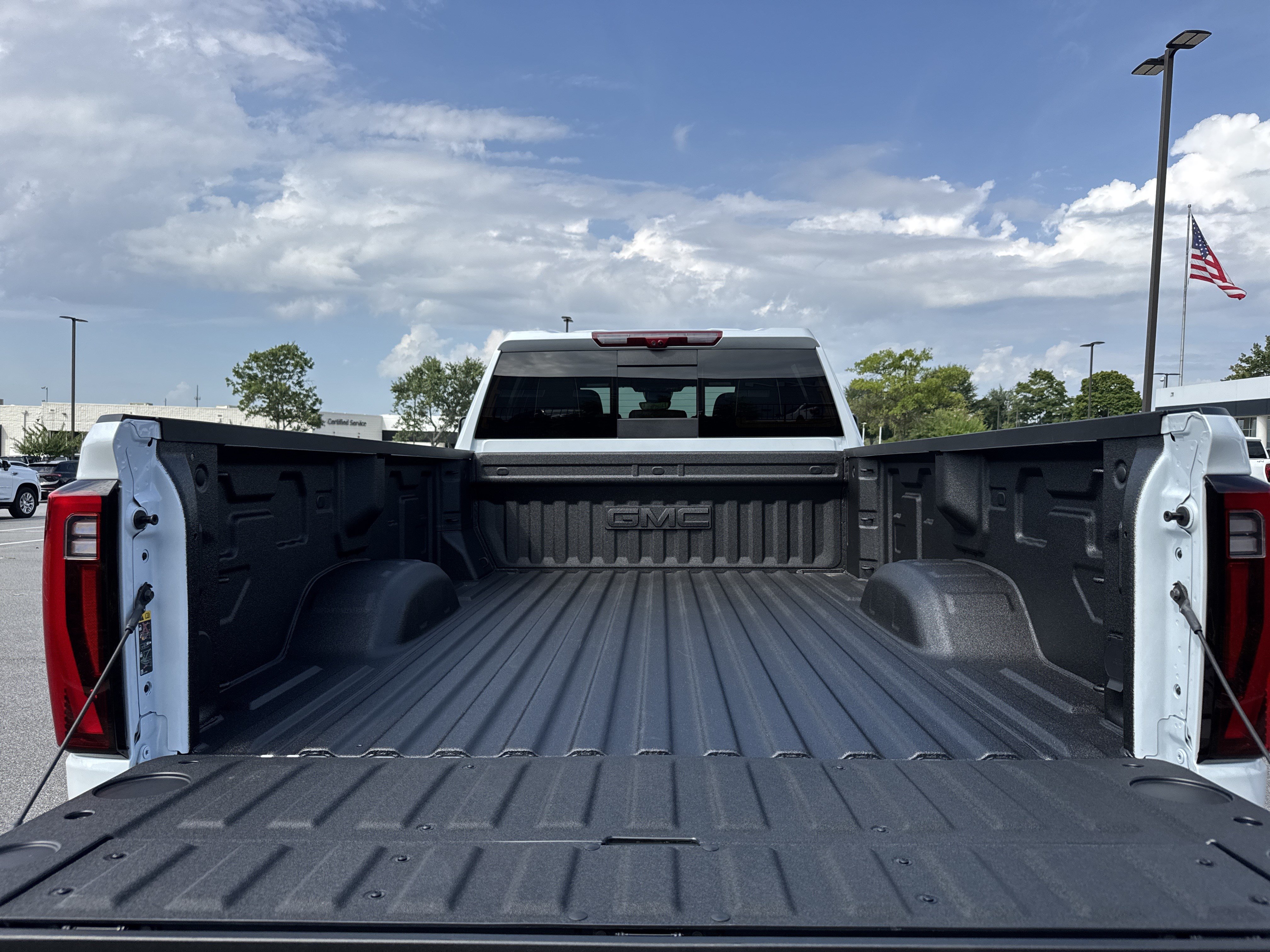 New 2026 GMC Sierra 3500 Denali Ultimate AWD/4WD image 35