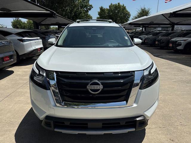 Certified 2025 Nissan Pathfinder Platinum w/ Cargo Package FWD image 11