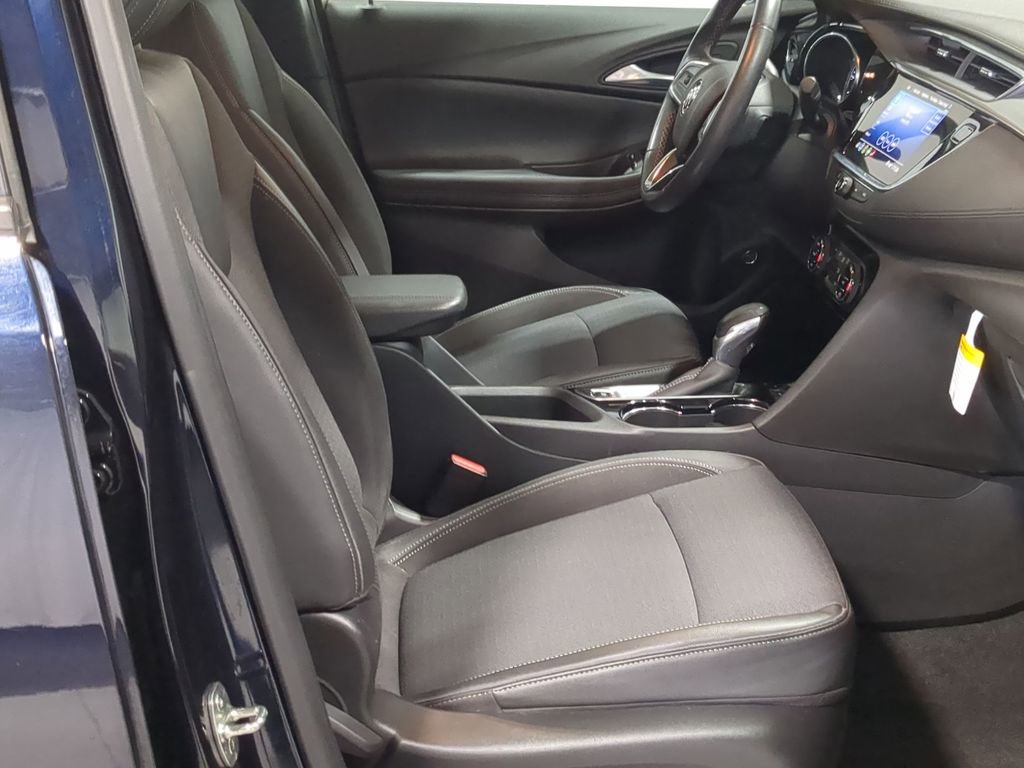 Used 2020 Buick Encore GX Select w/ Sport Touring Package AWD/4WD image 27