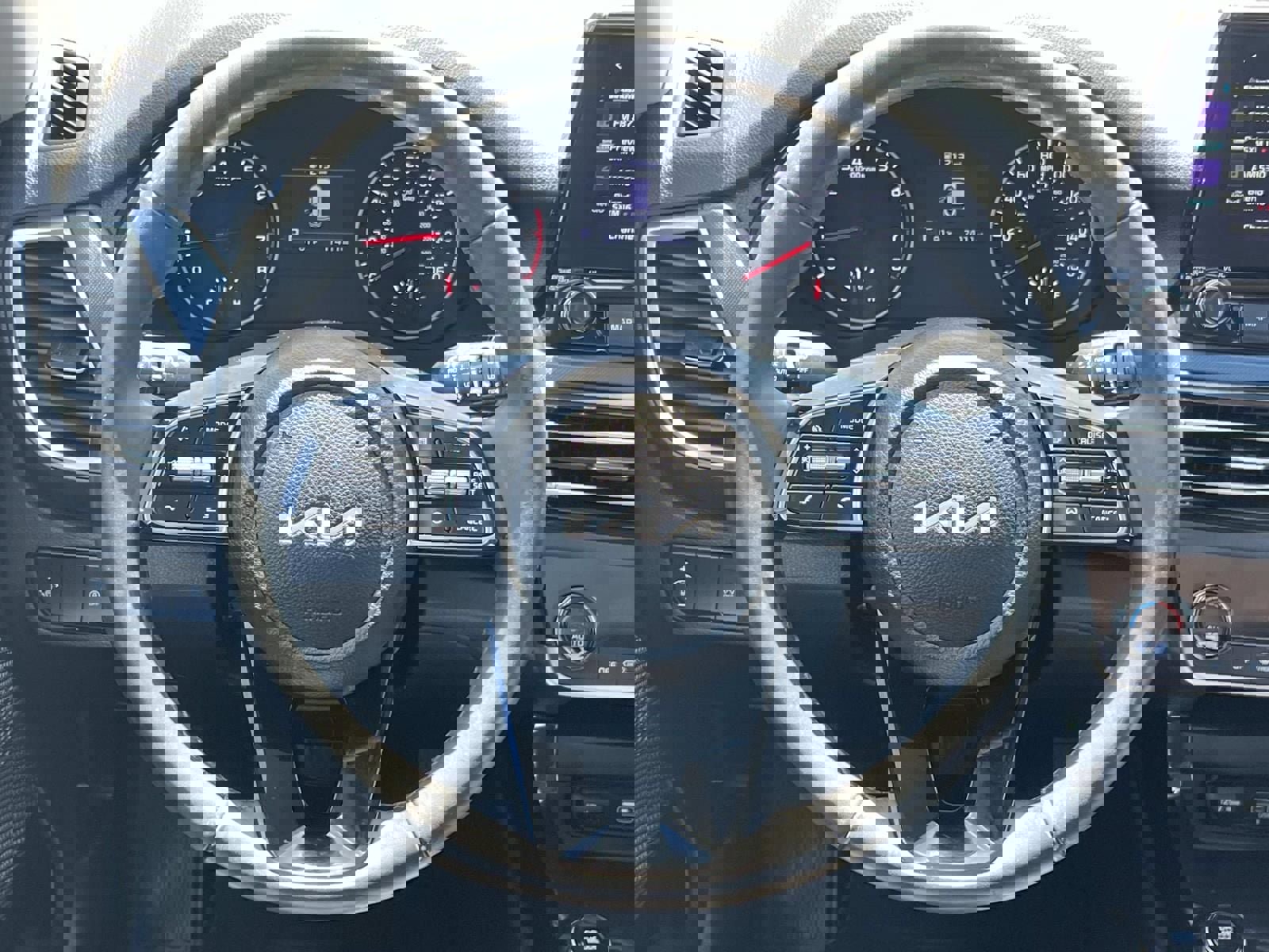 Used 2023 Kia Seltos S w/ Navigation Package image 24