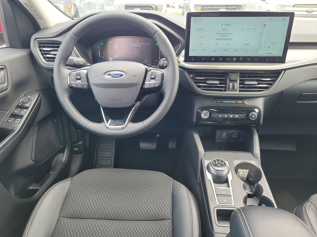 Certified 2025 Ford Escape SE FWD image 12