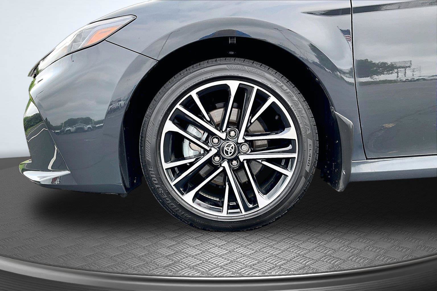 Used 2026 Toyota Camry XLE AWD/4WD image 10
