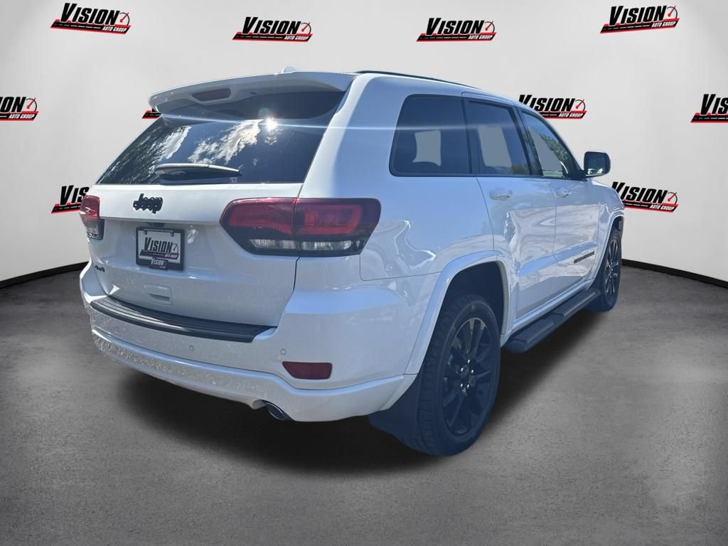 Used 2021 Jeep Grand Cherokee Laredo X AWD/4WD image 5
