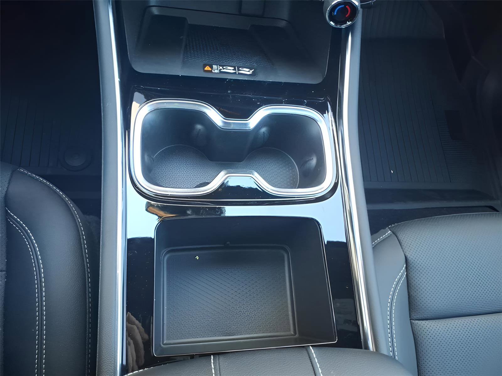 New 2026 Chevrolet Traverse LT w/ Sun and Wheel Package image 25