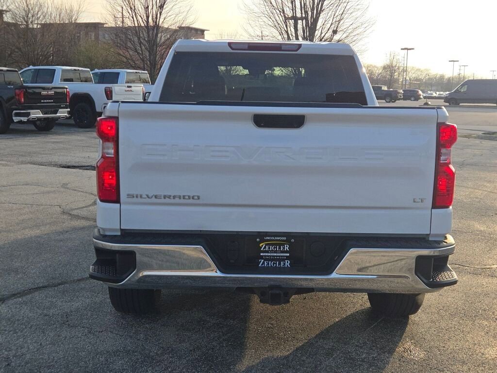 Used 2022 Chevrolet Silverado 1500 LT AWD/4WD image 14