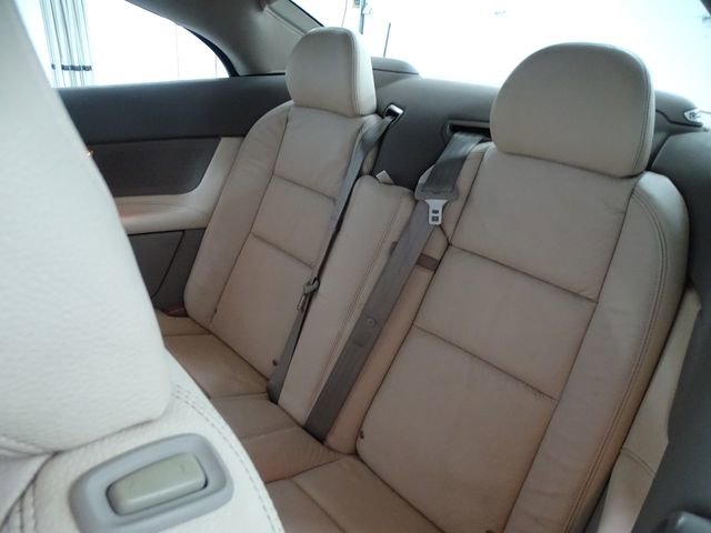 Used 2007 Volvo C70 T5 image 4