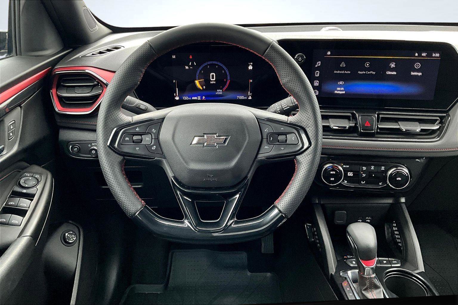 Used 2025 Chevrolet TrailBlazer RS w/ Convenience Package image 6