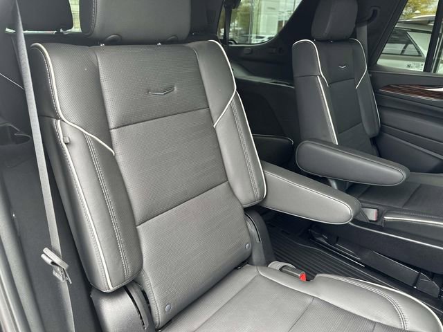 Certified 2024 Cadillac Escalade Premium Luxury w/ LPO, Floor Liner Package AWD/4WD image 25