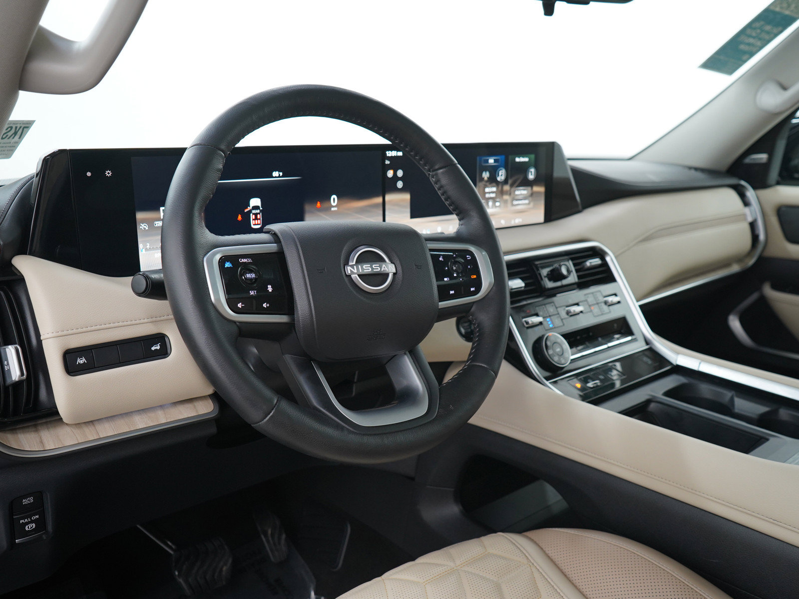 Certified 2025 Nissan Armada Platinum AWD/4WD image 28