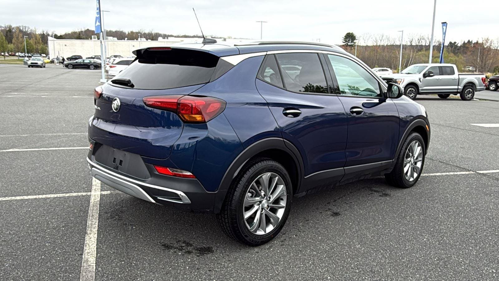 Used 2023 Buick Encore GX Essence w/ Experience Buick Package AWD/4WD image 6