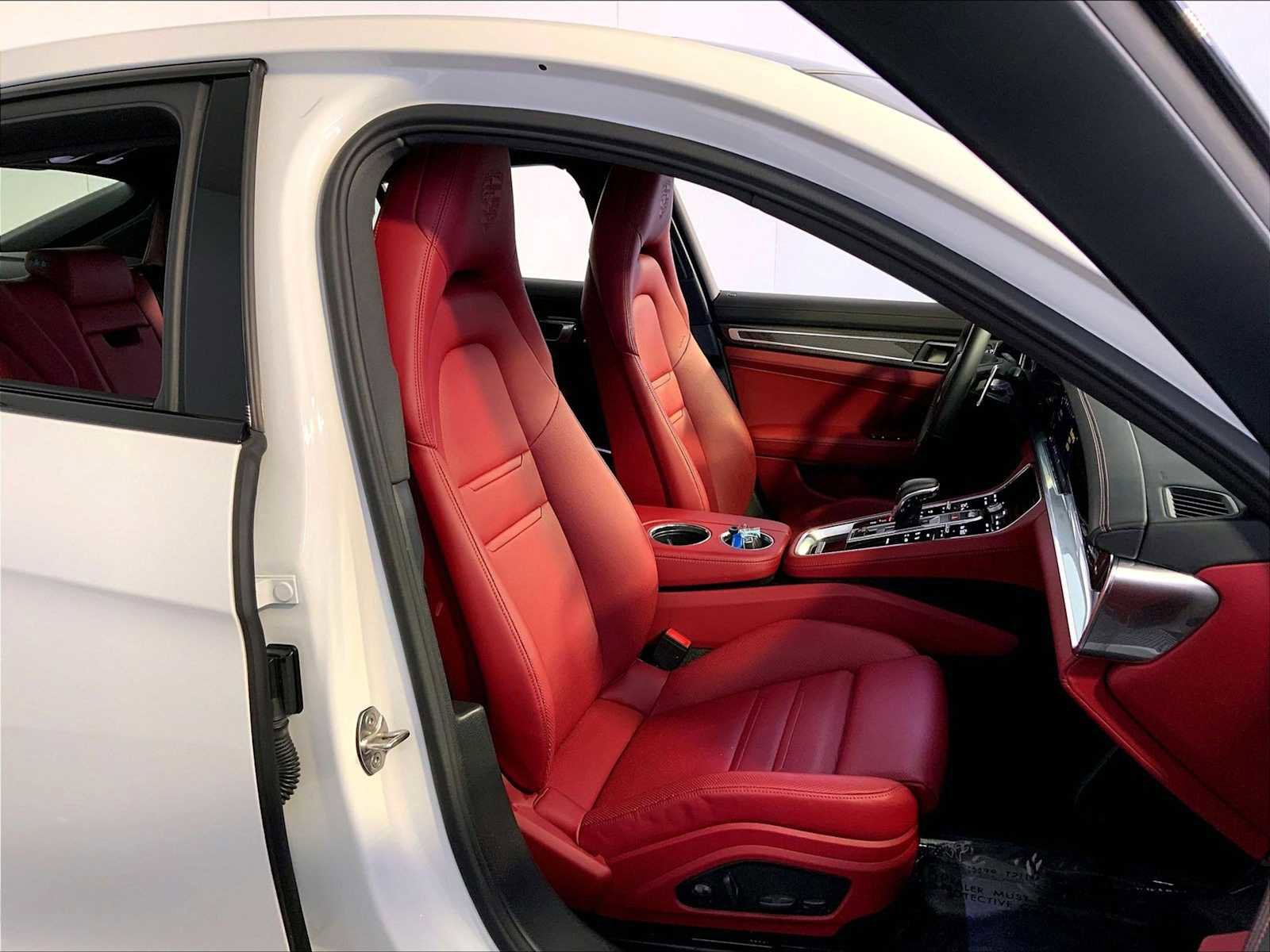 Certified 2023 Porsche Panamera 4 Platinum Edition AWD/4WD image 18