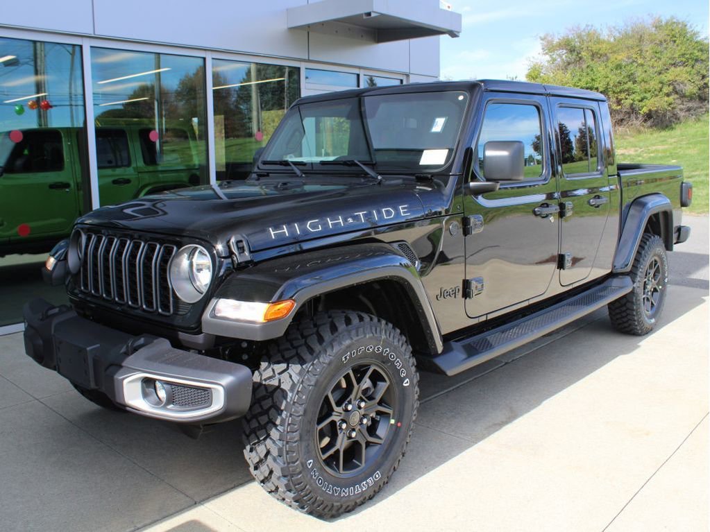 New 2025 Jeep Gladiator Sport image 5